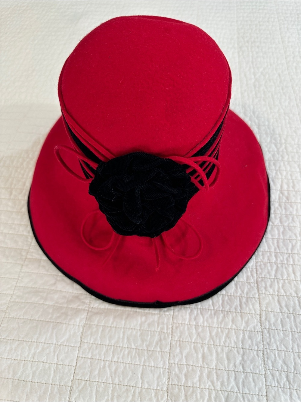 Vintage Deborah Women's Red Felt Cloche Hat with Black Flower Accent